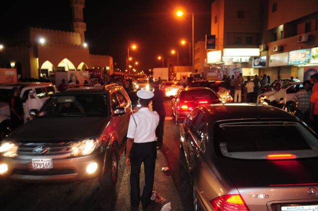ازدحام خارج مركز الاقتراع في رابعة الوسطى (تصوير: عيسى إبراهيم)
