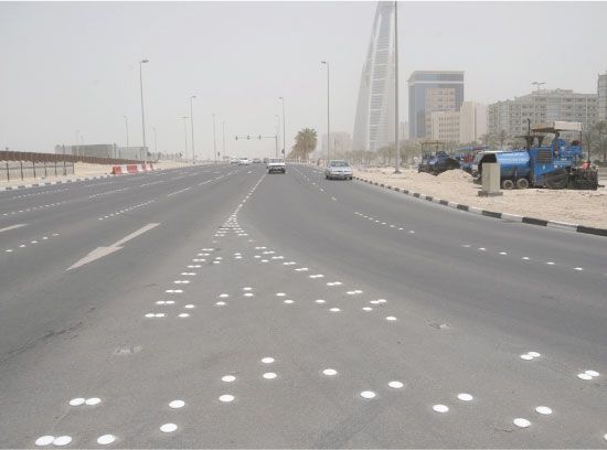 لجنة تجميل المدن قامت بصيانة وتخطيط الطرق في كل من المنامة والمحرق