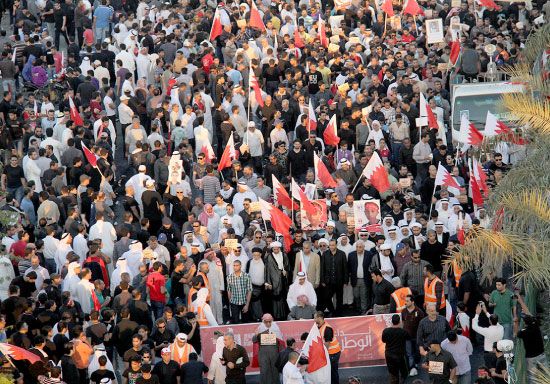 المسيرة الجماهيرية التي نظمتها الجمعيات السياسية المعارضة عصر أمس - تصوير محمد المخرق