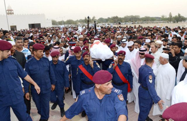 تشييع جثمان الشرطي محمد عاصف بمقبرة الحنينية -بنا