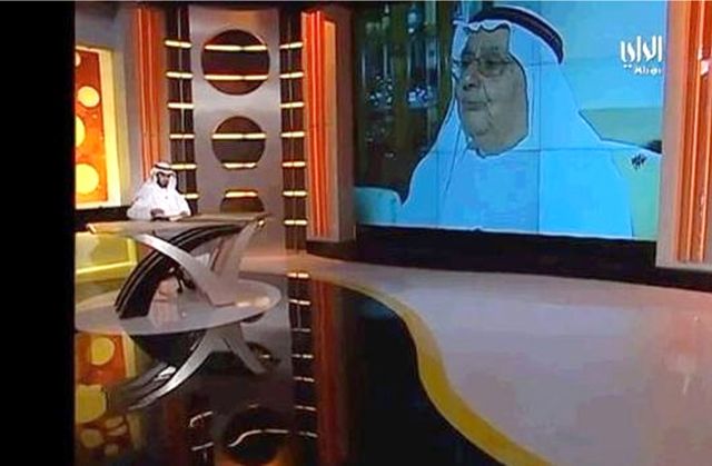 الشيخ علي العوضي متحدثاً في برنامج «وياكم» مع الشيخ محمد العوضي