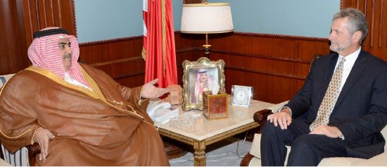 وزير الخارجية مستقبلاً السفير الأميركي