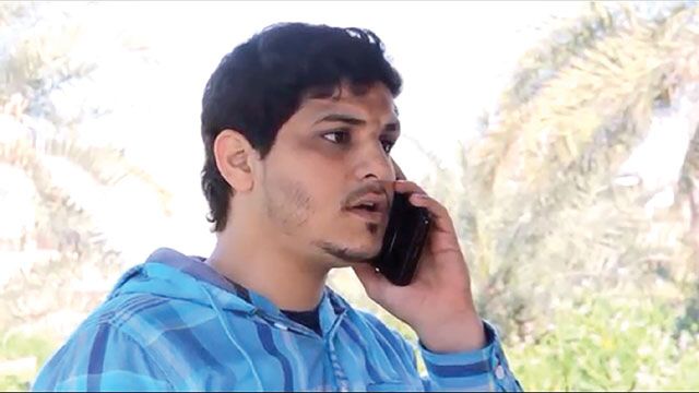 حسين يتلقى مكالمة تستفسر عن تزويج العزاب