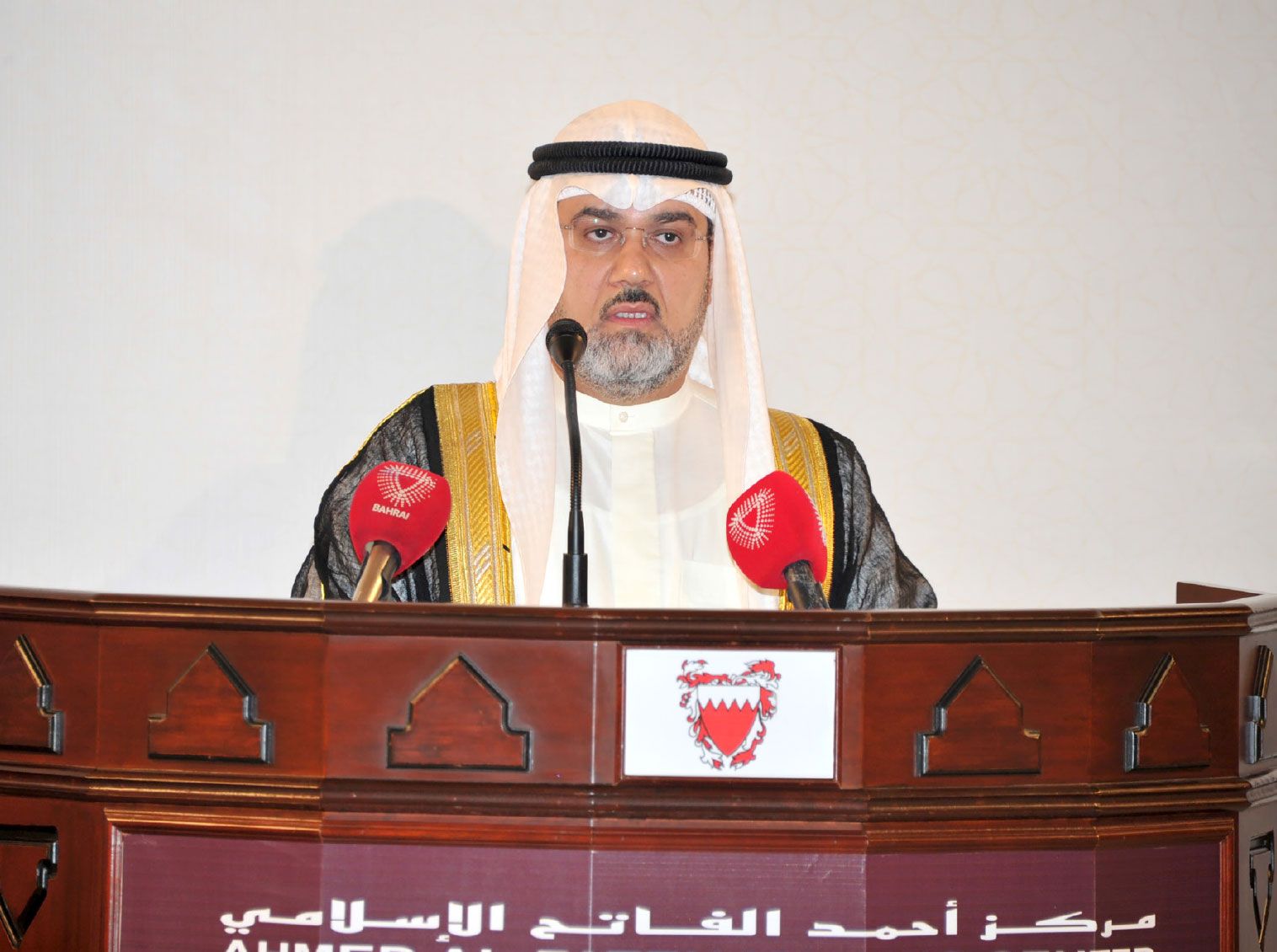 الشيخ فريد المفتاح متحدثاً في الحفل