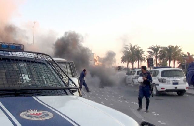 صورة عممتها «الداخلية» تظهر تفجير نتج عنه إصابة اثنين من رجال الأمن