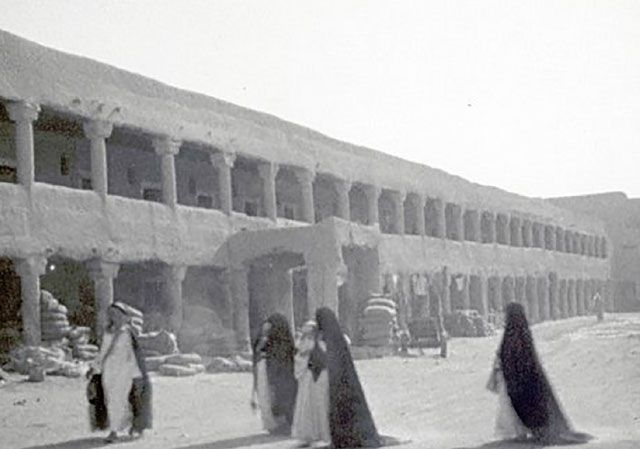 الجزء الجنوبي خلف سور مدينة الرياض العام 1951
