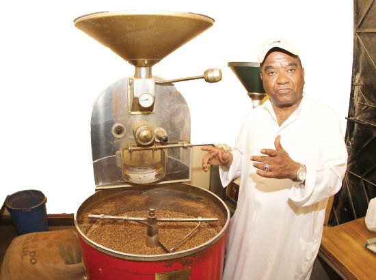 محمد فرحان يشرح طريقة تحميص حبات القهوة