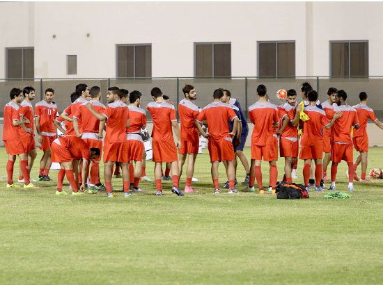 من تدريب المنتخب الوطني - تصوير محمد المخرق