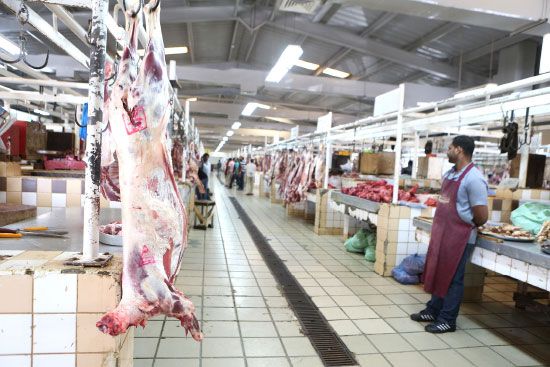 القصابون شكوا من بيع اللحوم على المستهلكين مباشرة