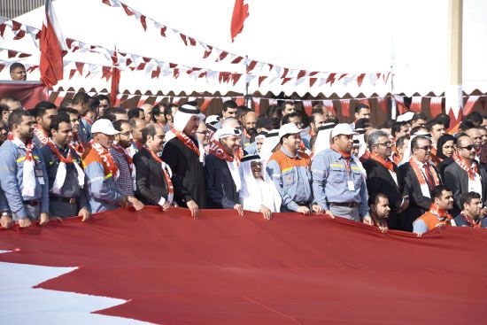 جانب من احتفال «ألبا» بالعيد الوطني وافتتاح مقر النقابة العمالية للشركة -  تصوير محمد الشيخ