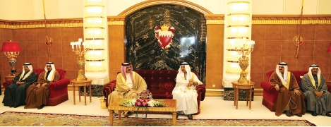 العاهل أكد حرص مملكة البحرين على مد يد التعاون للجميع وعدم التدخل في شئون أية دولة أخرى - بنا