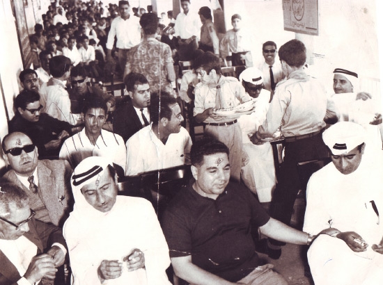 ﻿الاحتفال بيوم الصحة العالمي في الستينات بمدرسة الإمام علي بحضور الطبيب رمزي فايز