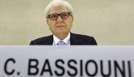 Cherif Bassiouni, war crimes expert and chairman<br />of the Bahrain Independent Commission of Inquiry<br />(BICI), is pictured before the presentation of a<br />report in Geneva, June 9, 2011. (photo by<br />REUTERS/Denis Balibouse)