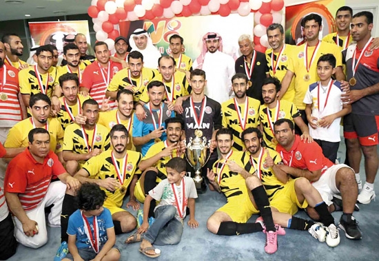 ﻿فريق الفخار حامل لقب البطولة في الموسم الماضي