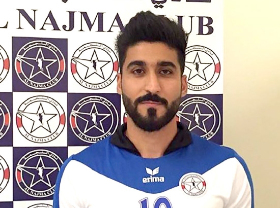 ﻿محمد الطيب مرتدياً قميص فريق النجمة من جديد (نقلاً عن إعلام النجمة)