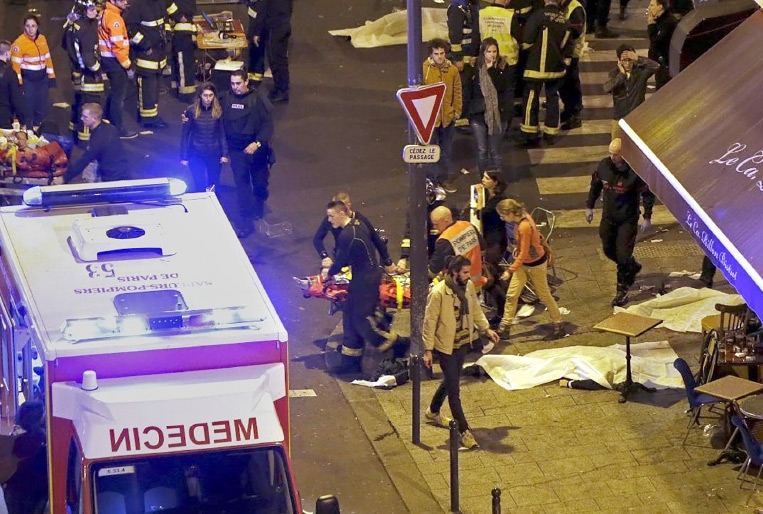 ﻿تفجيرات فرنسا العام 2015
