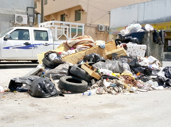 ﻿تلة من القمامة في بوري‎