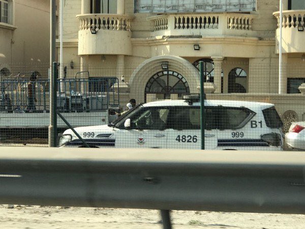 صور تناقلتها وسائل التواصل الاجتماعي بشأن مصادرة موجودات جمعية الوفاق