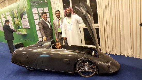 ﻿سيارة جامعة البحرين الصديقة للبيئة‎