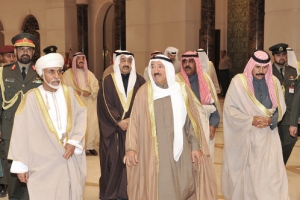﻿تلبيةً لدعوة السلطان قابوس... أمير الكويت يزور عُمان غداً