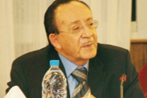 طاهر حكمت