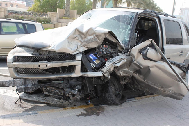 إصابة شخصين في حادث مرور 