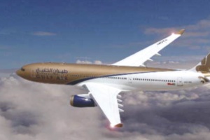 «النقابة» و«اتحاد النقابات» يتجهان لمقاضاة «طيران الخليج»