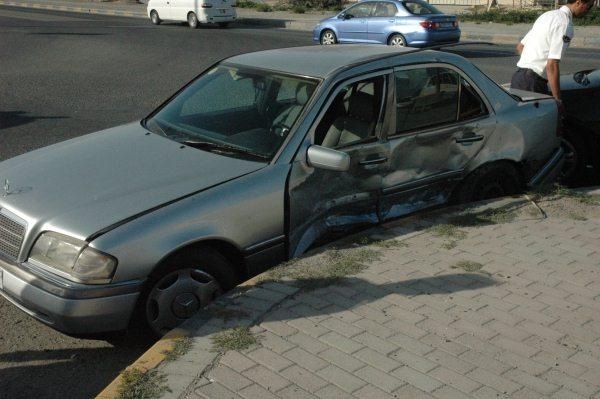 إصابة بحريني بحادث مرور بـ 