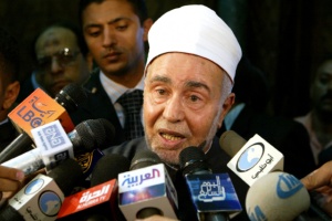 شيخ الأزهر يدفن اليوم في البقيع