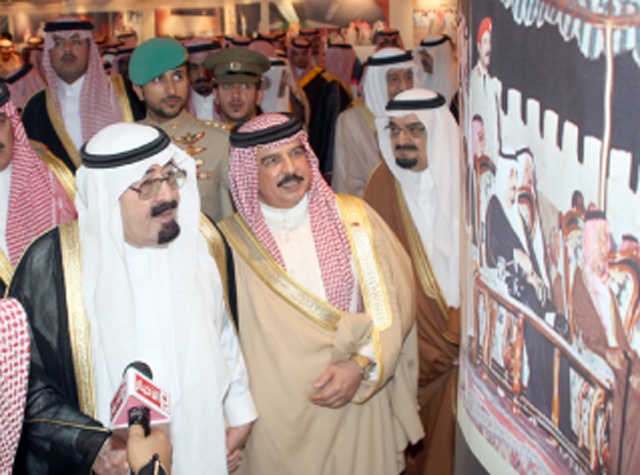 عاهل البلاد في لقاء سابق مع خادم الحرمين الشريفين  الملك عبدالله  بن عبد العزيز
