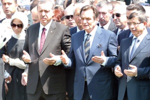 أردوغان يتمسك بتعديل الدستور رغم قرار المحكمة
