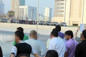 «مكافحة الشغب» تفض تجمعاً أمام منزل السنقيس