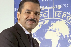 رونالد نوبل