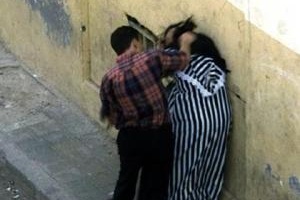 قاض سعودي: ضرب الزوجة 