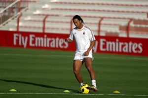 صحيفة إيطالية: رونالدينهو يتعاقد مع غريميو