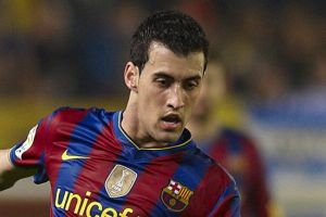بوسكيتس يمدد تعاقده مع برشلونة حتى العام 2015