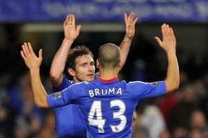 الكبار ينتصرون في الدوري الانجليزي 