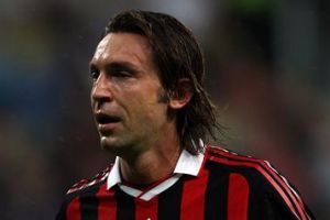 الغموض يكتنف مستقبل بيرلو في ميلان