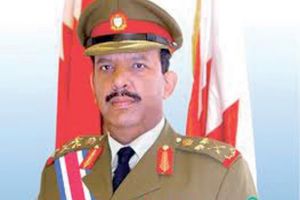 المشير الركن الشيخ خليفة  بن أحمد آل خليفة