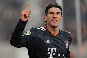 غوميز ينفرد بصدارة هدافي الدوري الألماني