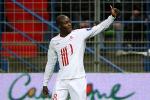 سو يحتفظ بصدارة قائمة هدافي الدوري الفرنسي