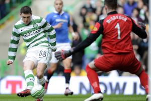 سلتيك يحسم موقعته مع رينجرز ويبتعد في الصدارة