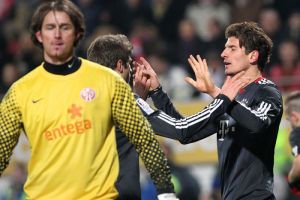 الشك يحوم حول مشاركة غوميز أمام انتر ميلان