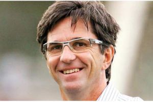 إنذار مدرب الغرافة لانتقاده التحكيم القطري