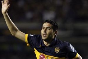 ريكيلمي ينتقد قرار مدربه باستبعاده من مباراة في الدوري الأرجنتيني 