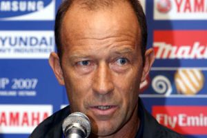 كالديرون مندهش من لعب دوري أبطال آسيا في موسمين