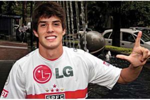 تشلسي يضم بيازون من ساو باولو