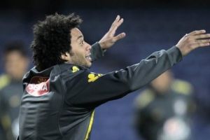 مارسيلو يصاب مع المنتخب البرازيلي