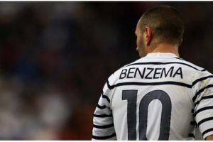 ضربة جديدة لريال مدريد بغياب بنزيمة عن لقاء توتنهام