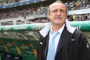 زامباريني: روسي مستمر في تدريب باليرمو